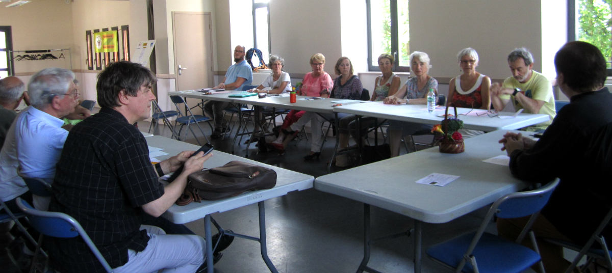 café débat ASSOCIATISSE du 29 mai 2017, à la maison des associations de RODEZ, vue de la salle